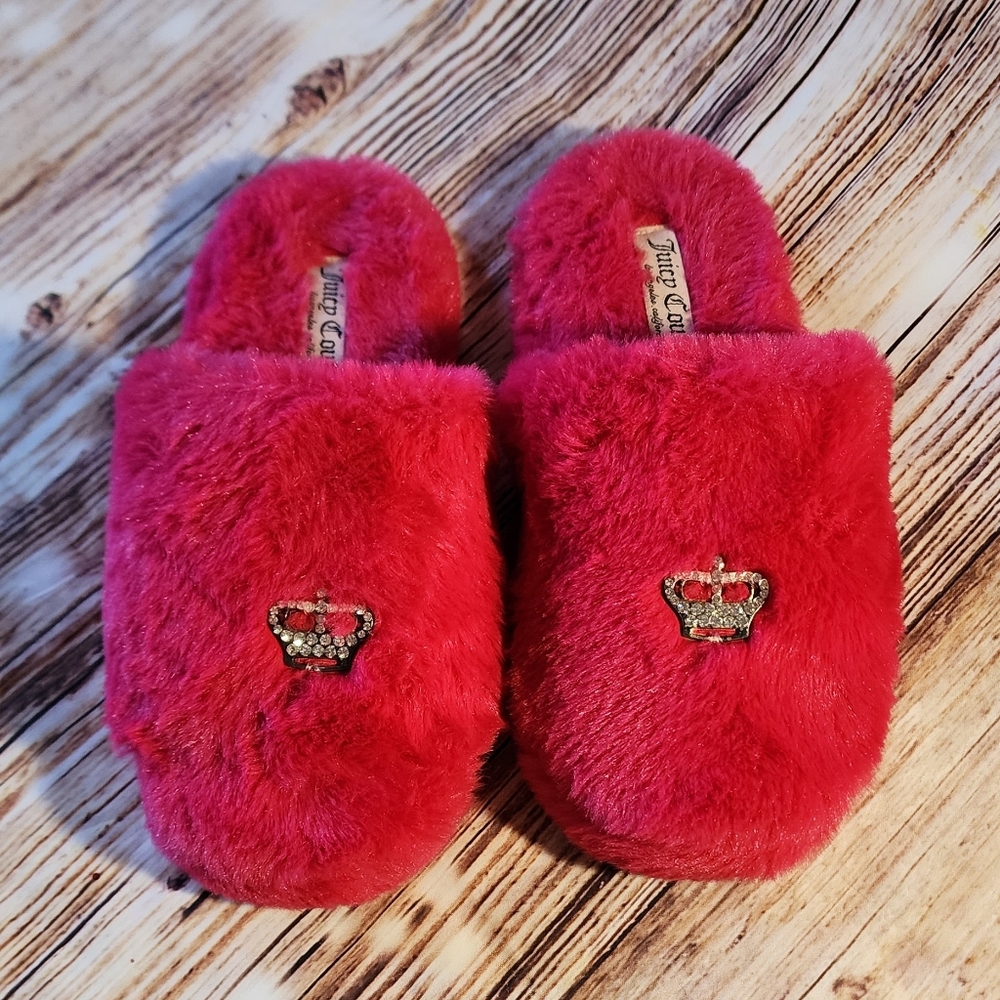 Juicy Couture slippers
